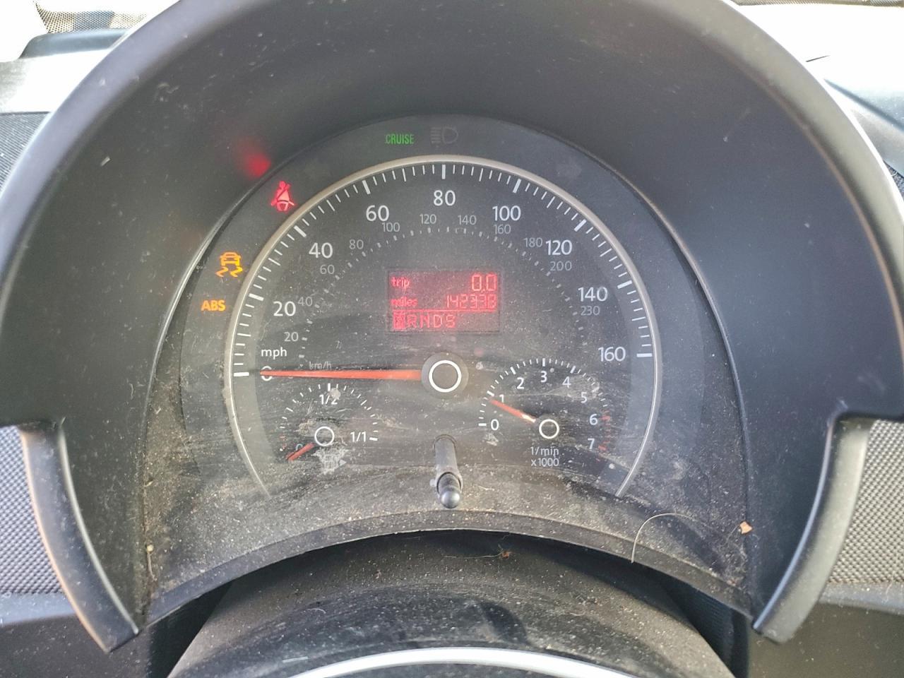 2010 VOLKSWAGEN Beetle