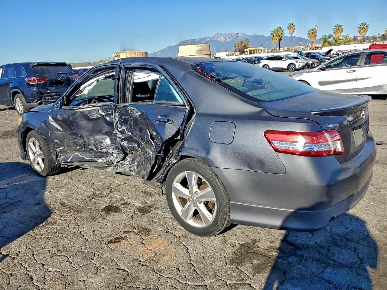 2010 TOYOTA CAMRY
