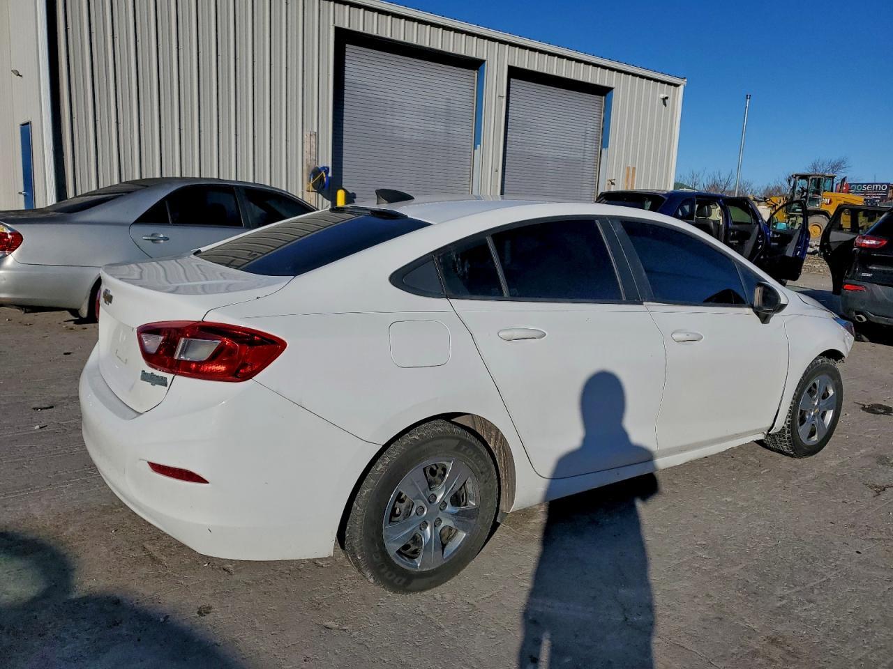 2016 CHEVROLET CRUZE