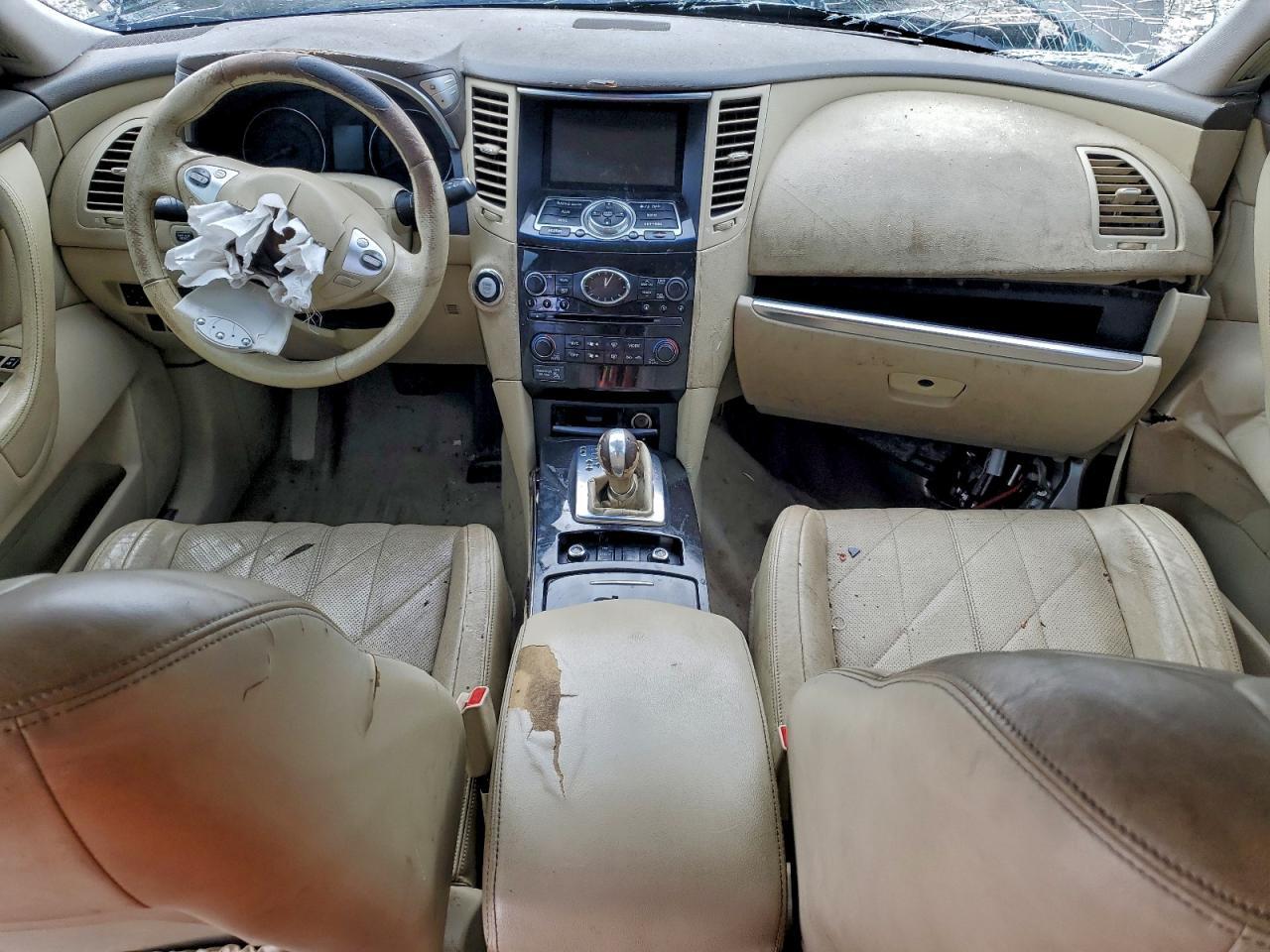2010 INFINITI FX35