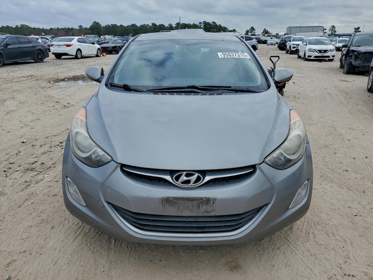 2012 HYUNDAI ELANTRA