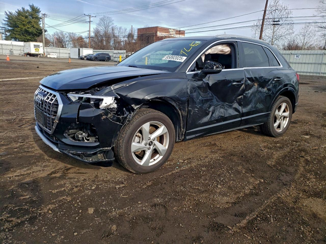2021 AUDI Q3