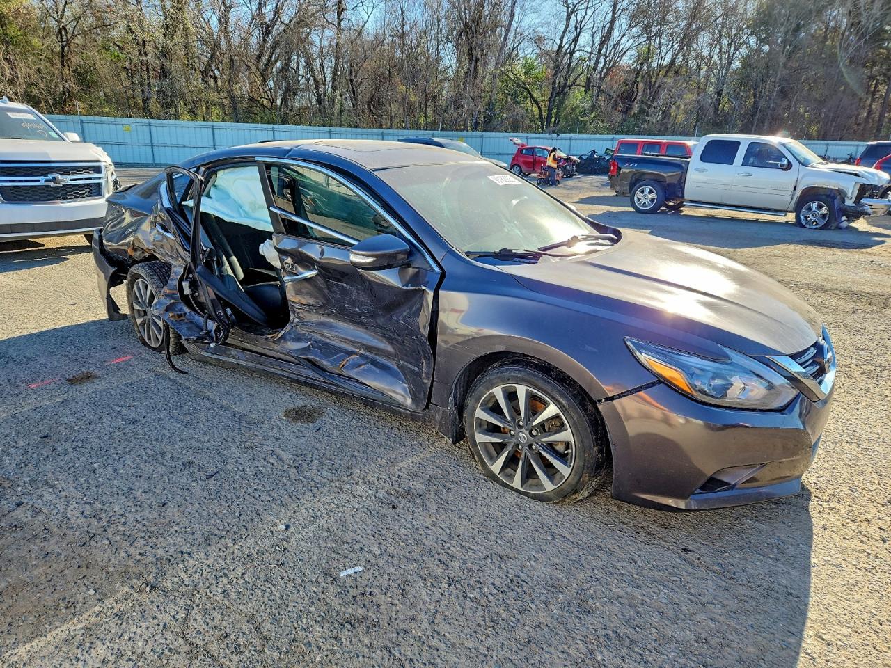 2016 NISSAN ALTIMA