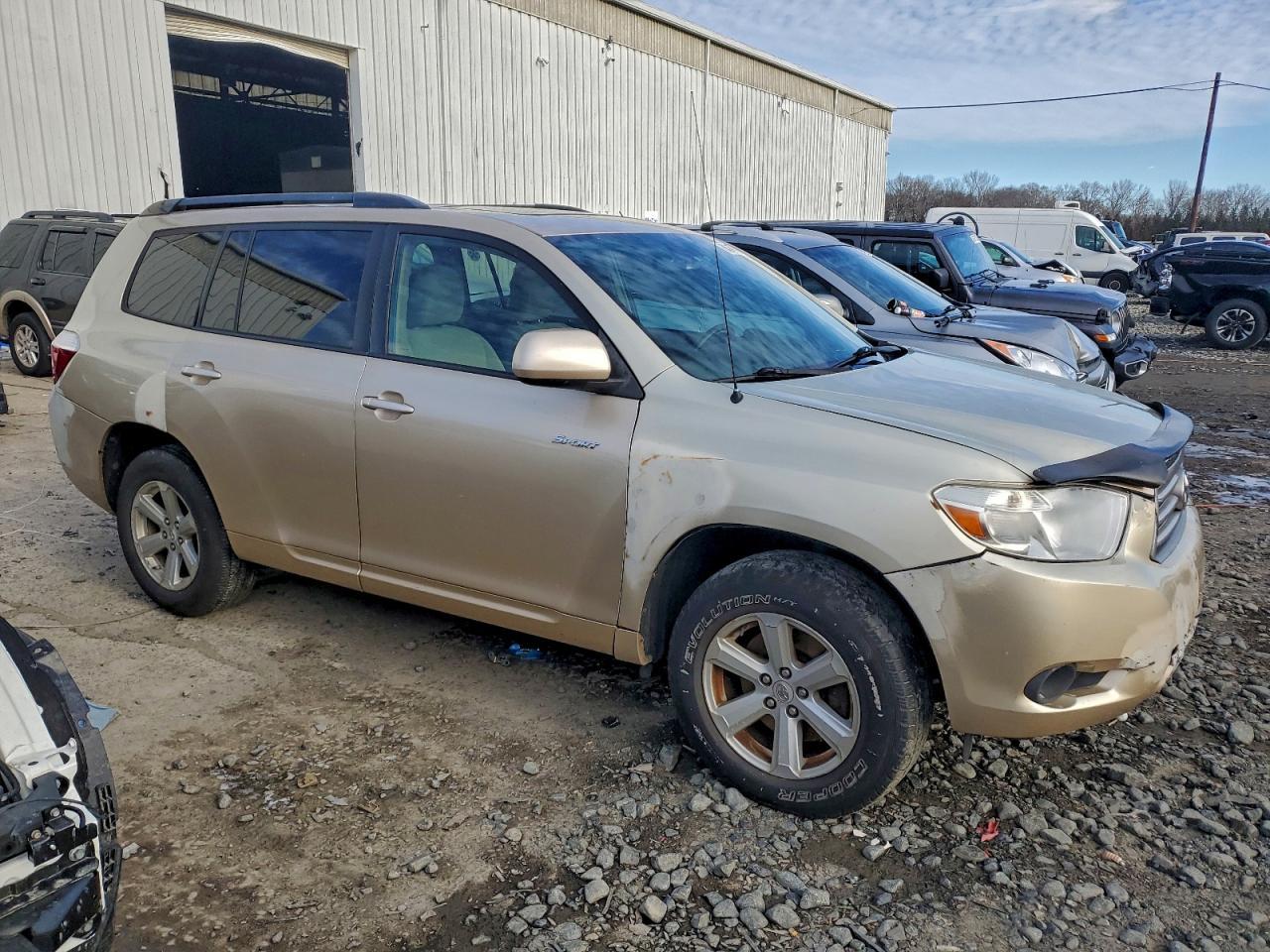 2010 TOYOTA HIGHLANDER