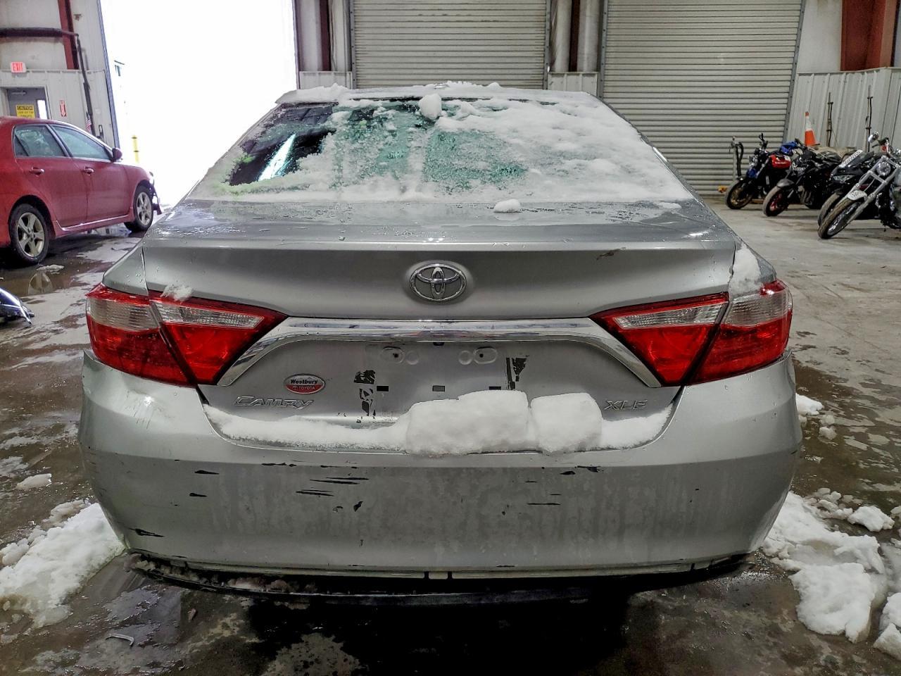 2015 TOYOTA CAMRY