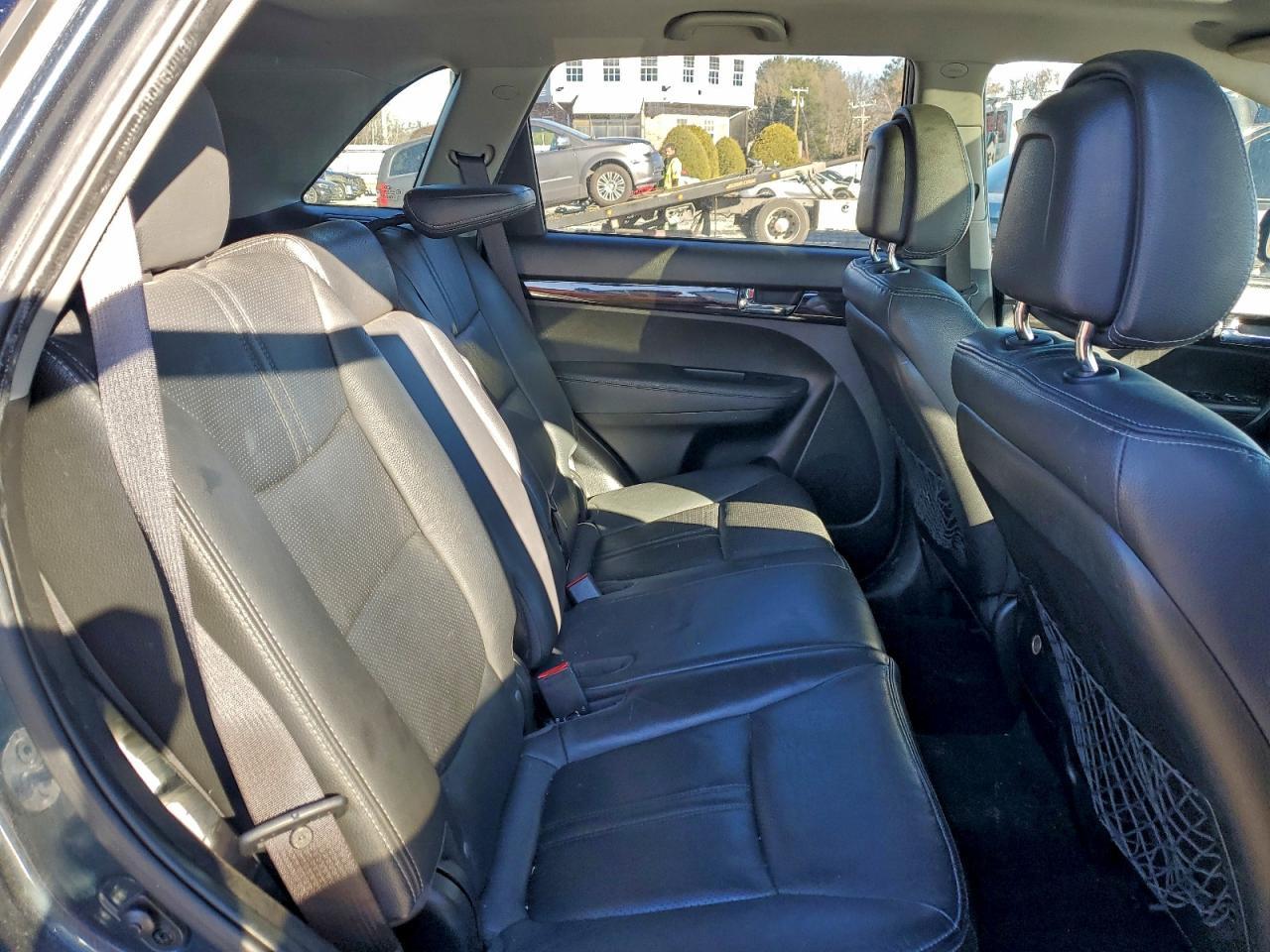 2011 KIA SORENTO