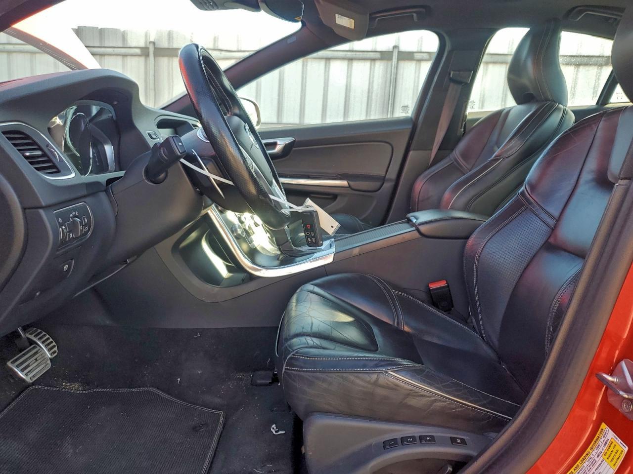 2016 VOLVO S60