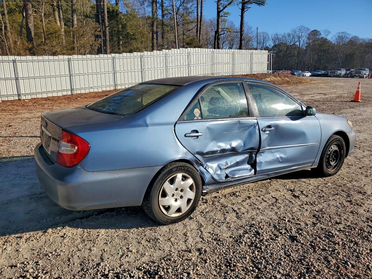 2004 TOYOTA CAMRY