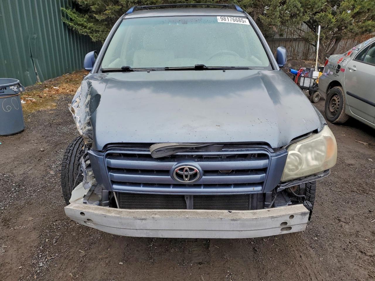 2005 TOYOTA HIGHLANDER