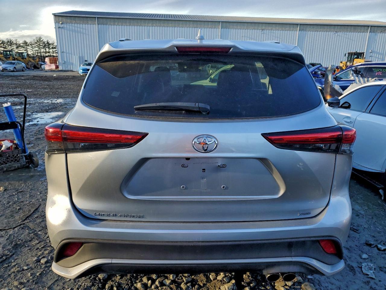 2022 TOYOTA HIGHLANDER