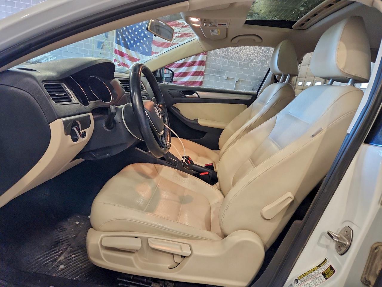 2018 VOLKSWAGEN JETTA