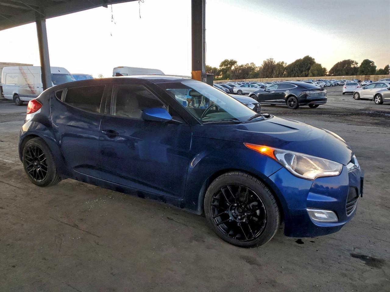 2017 HYUNDAI VELOSTER