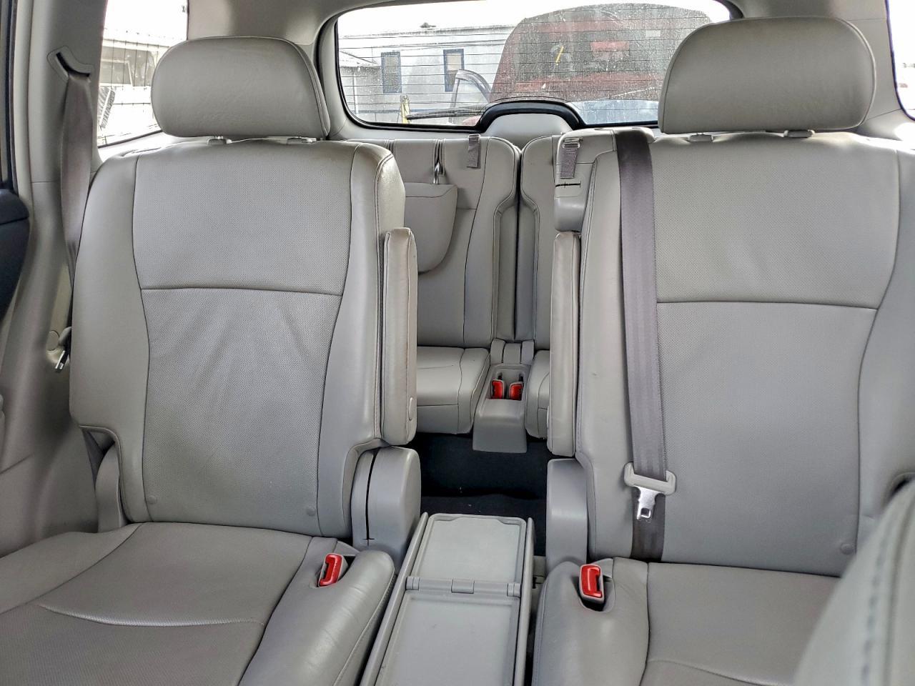 2013 TOYOTA HIGHLANDER