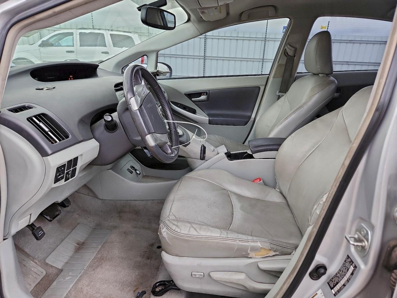 2010 TOYOTA PRIUS