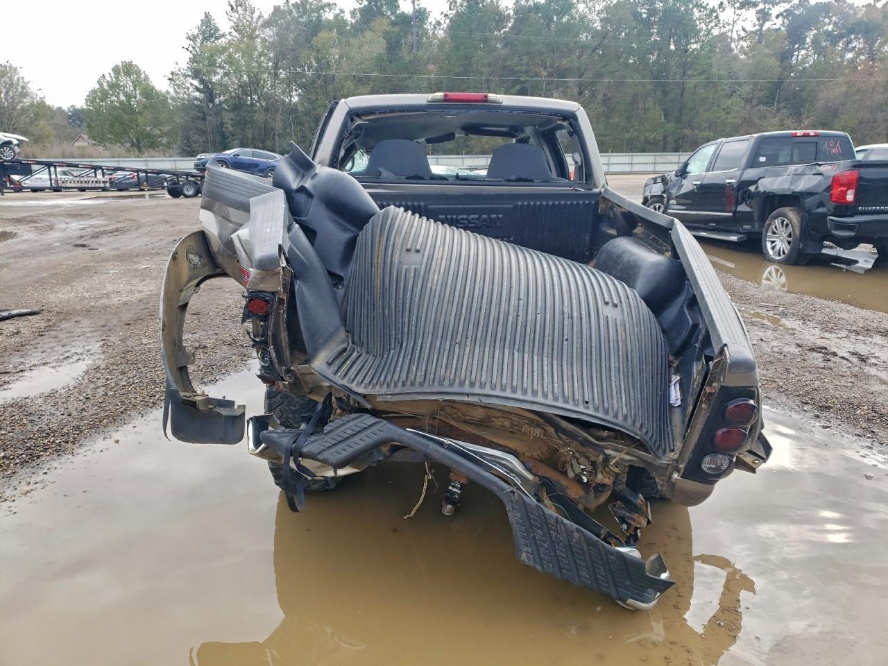 2004 NISSAN Frontier