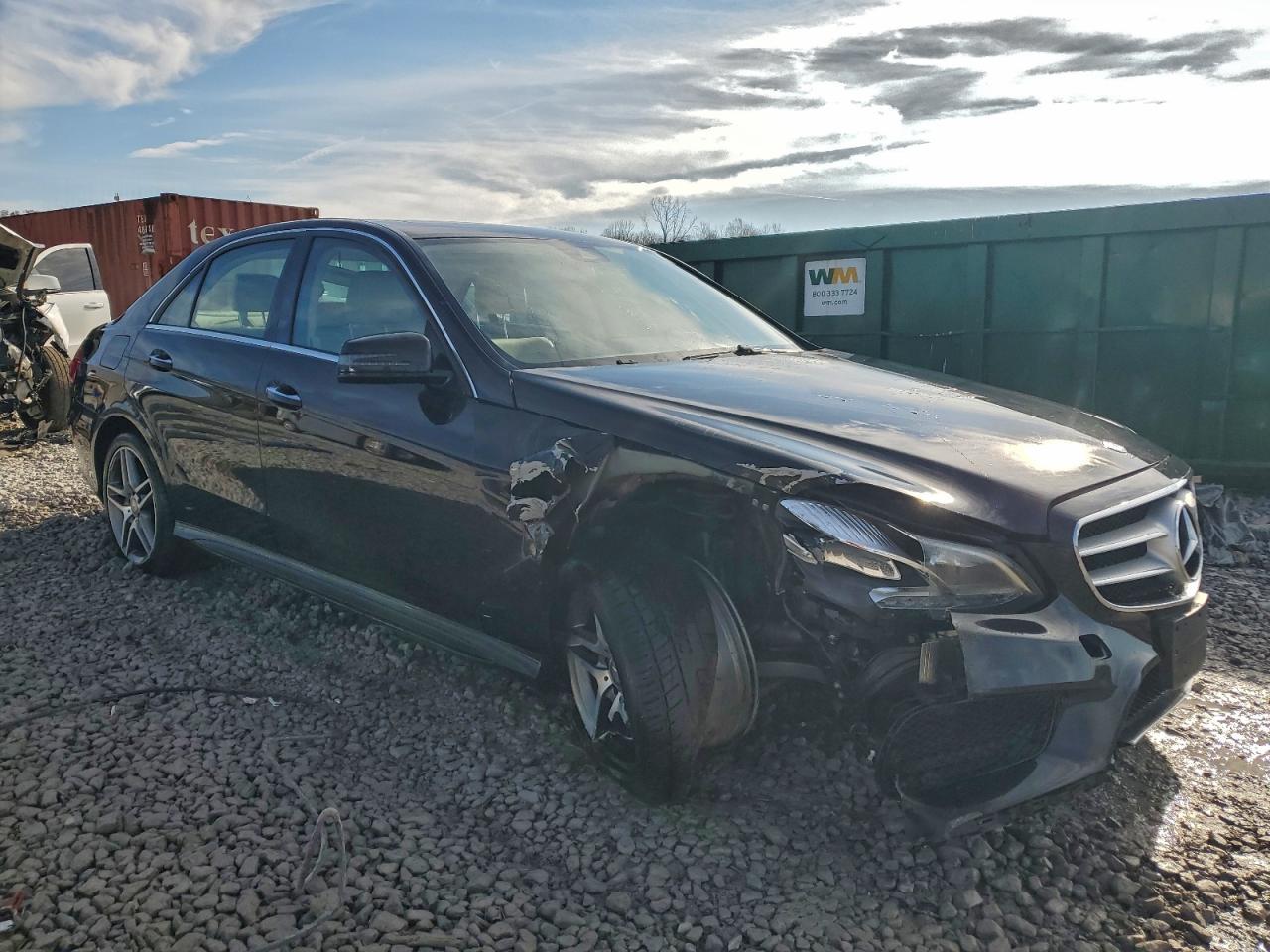 2016 MERCEDES-BENZ E-Class