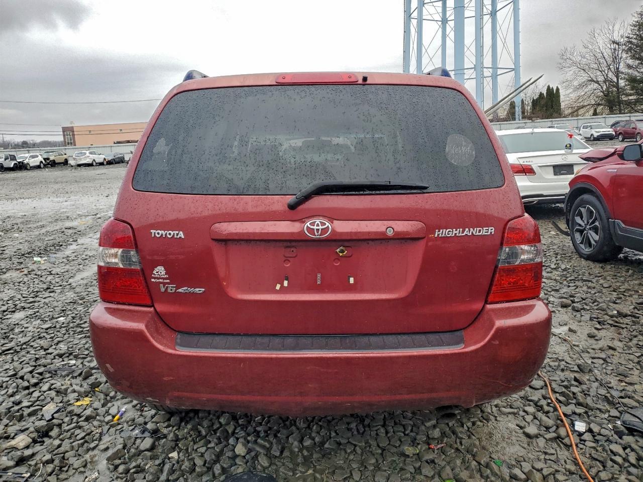 2005 TOYOTA HIGHLANDER