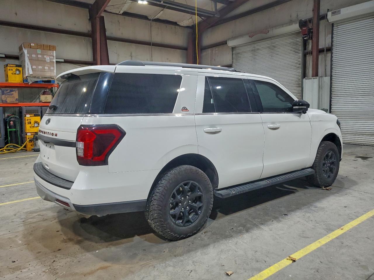 2023 FORD Expedition