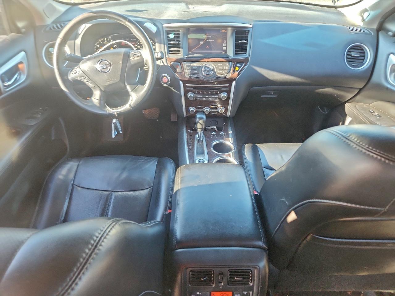 2015 NISSAN PATHFINDER