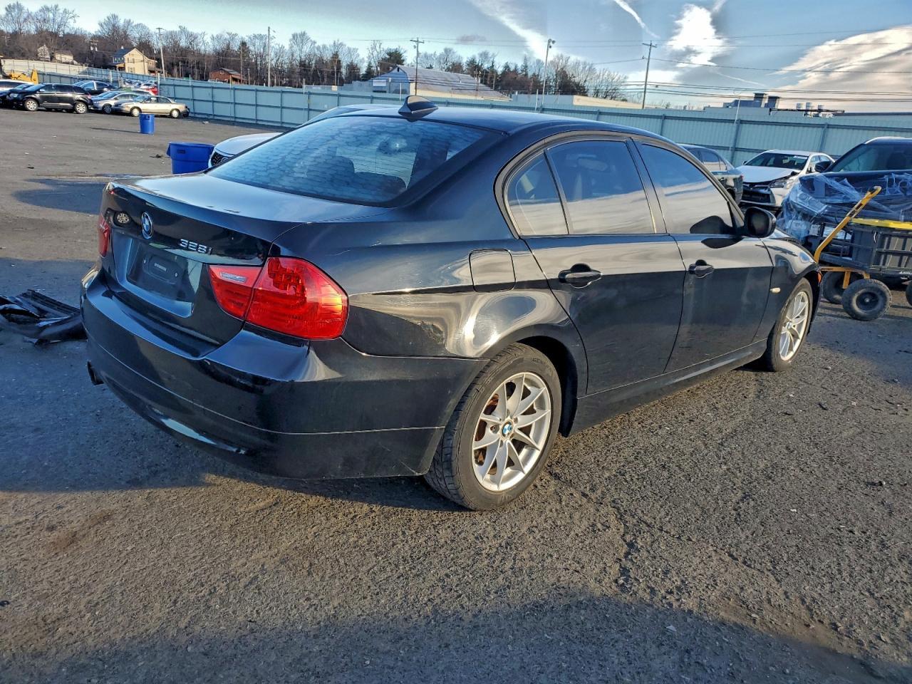 2010 BMW 3 SERIES