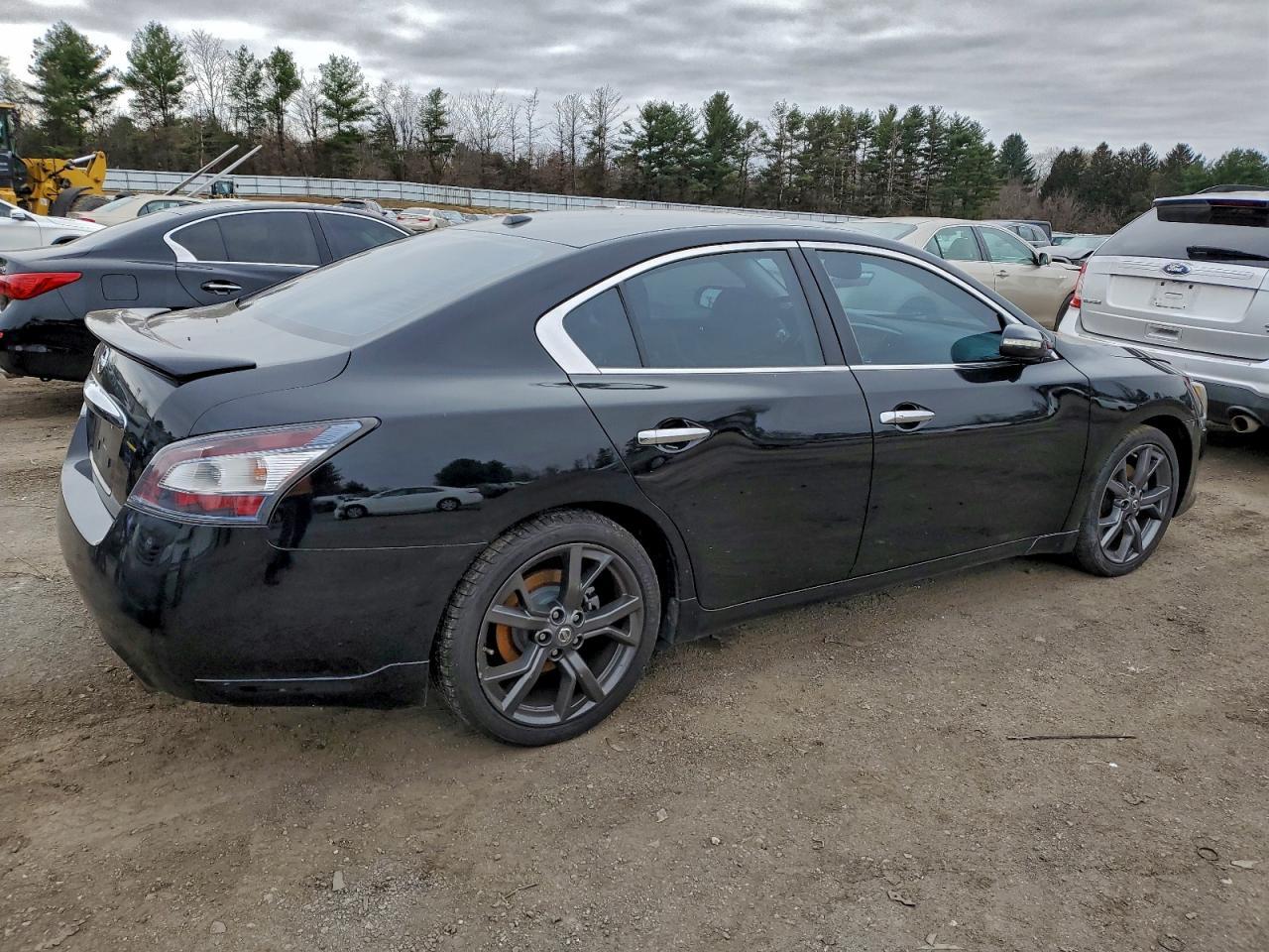 2014 NISSAN Maxima