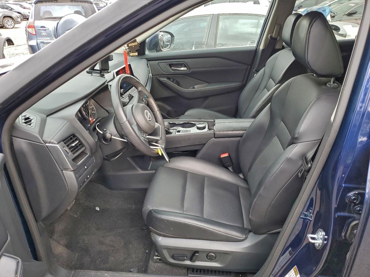 2024 NISSAN ROGUE
