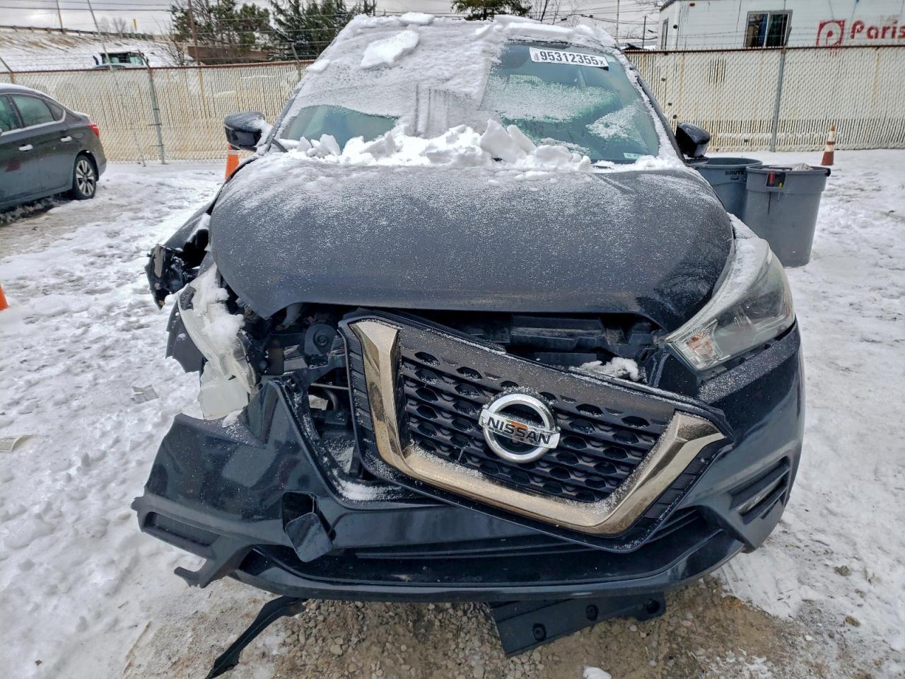 2019 NISSAN KICKS