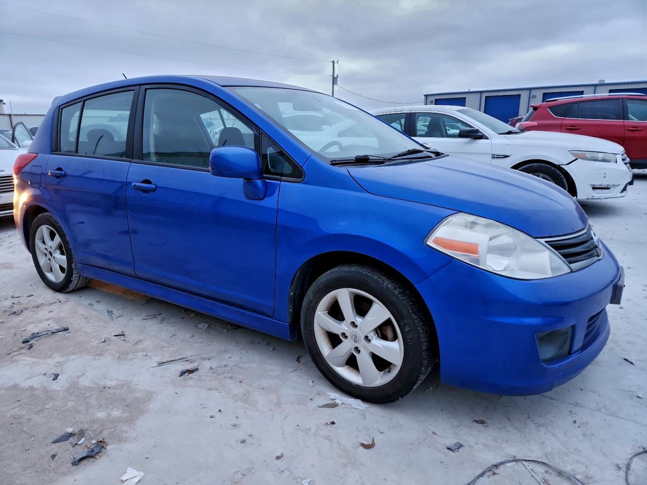 2010 NISSAN VERSA
