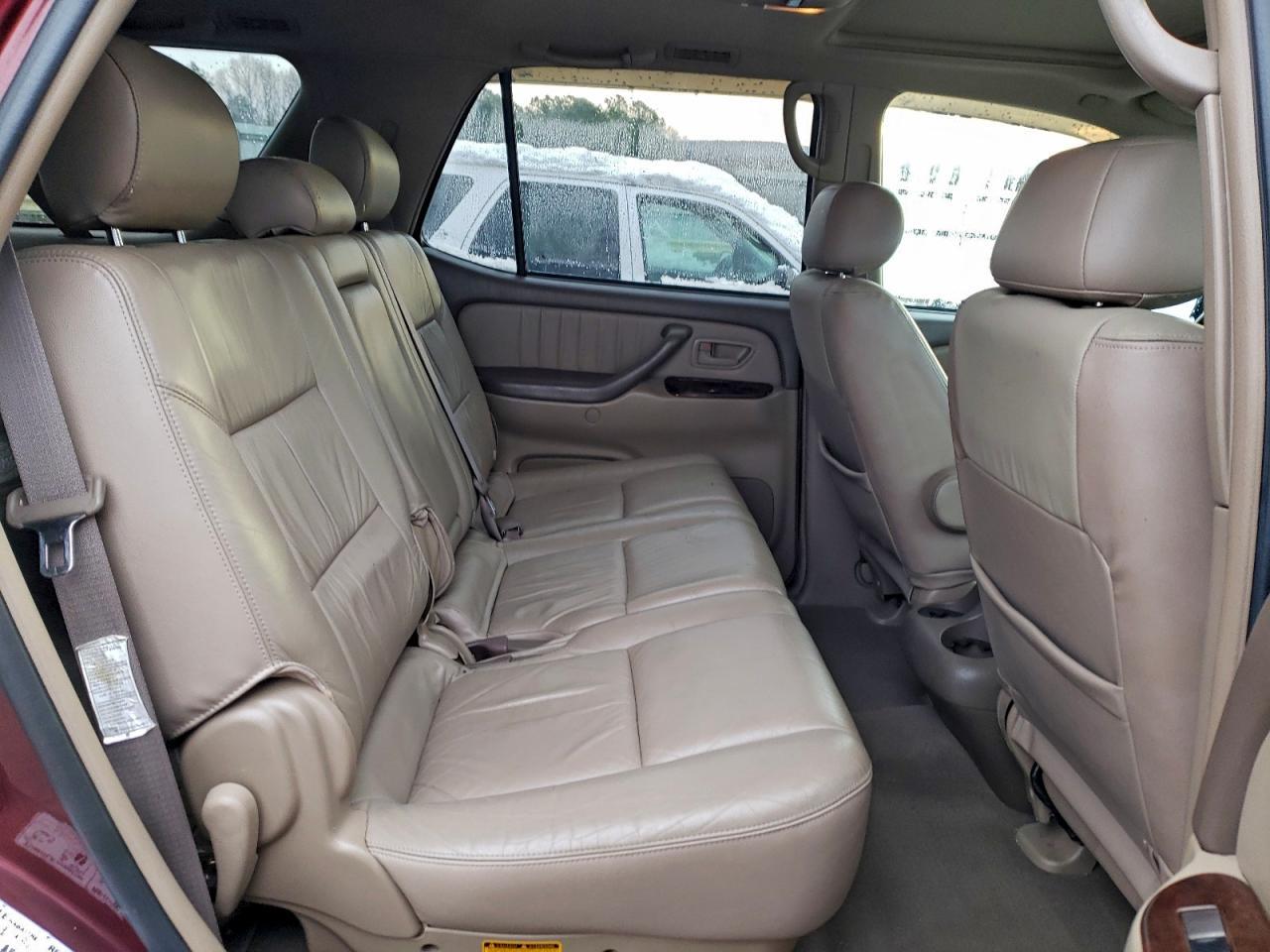 2003 TOYOTA Sequoia