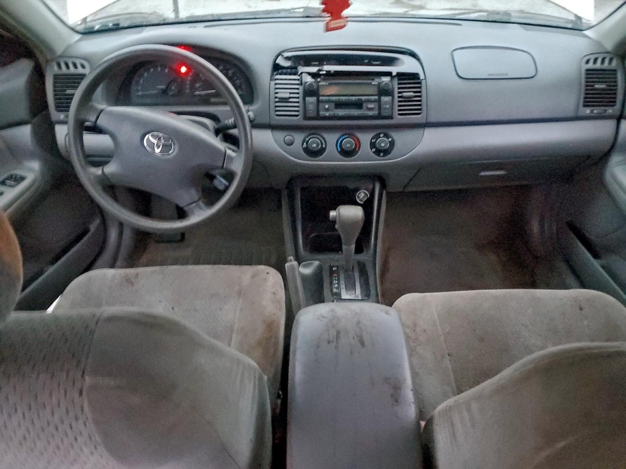 2004 TOYOTA CAMRY