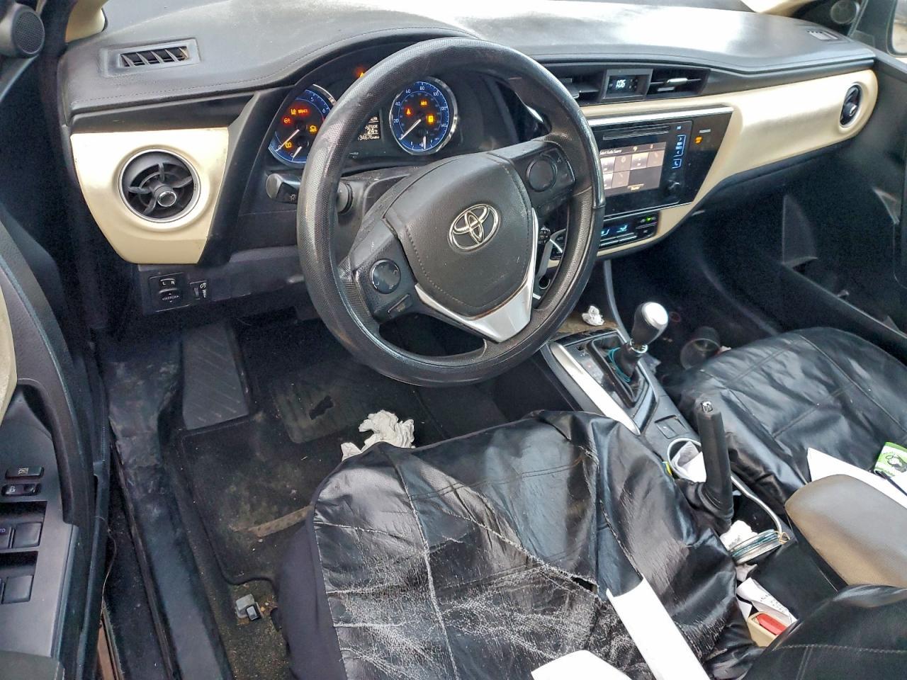 2017 TOYOTA COROLLA