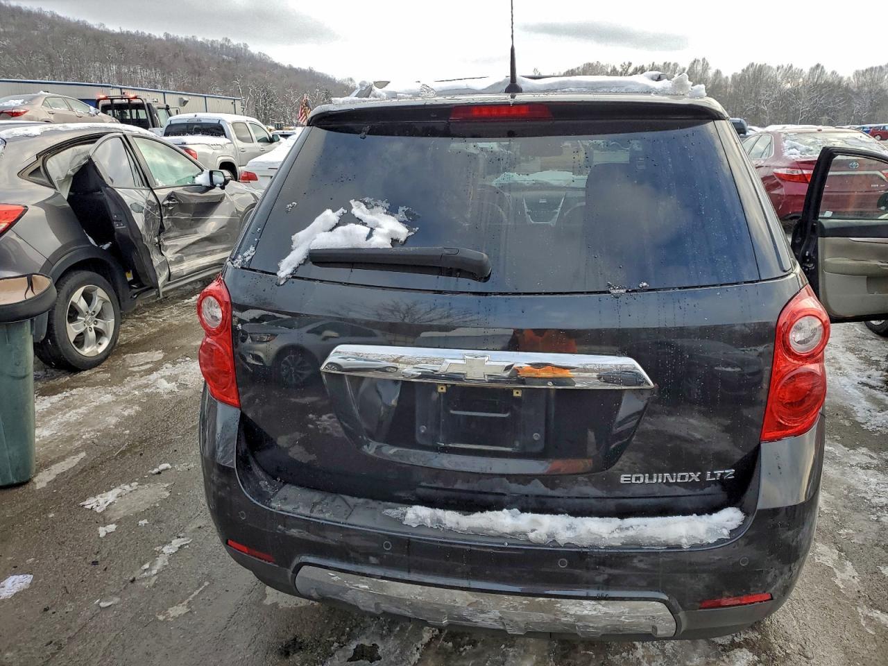 2011 CHEVROLET EQUINOX