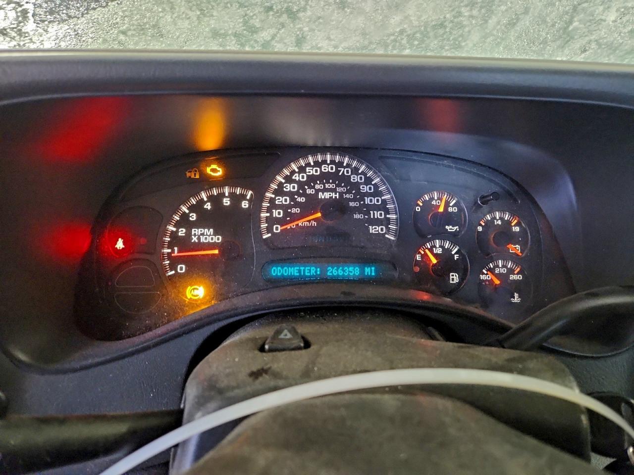 2004 CHEVROLET Silverado