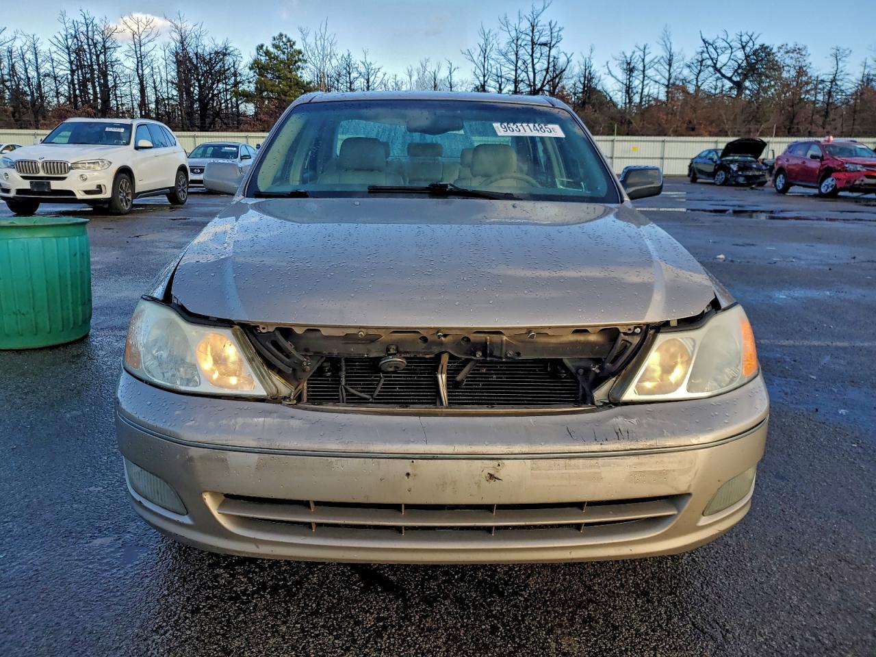 2002 TOYOTA Avalon