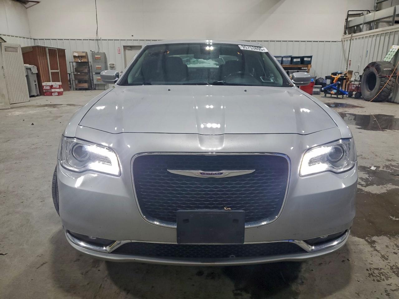 2020 CHRYSLER 300