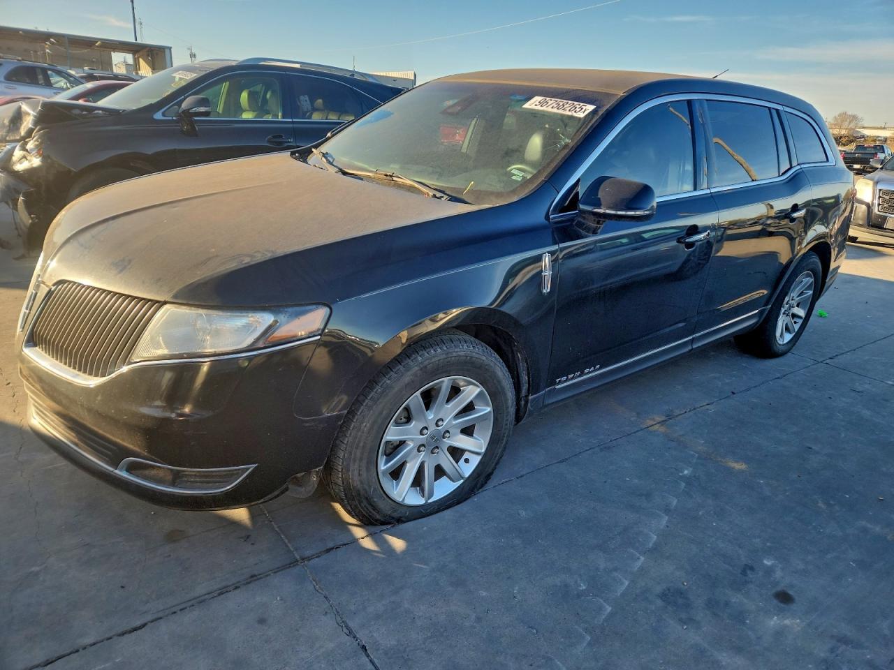 2015 LINCOLN MKT