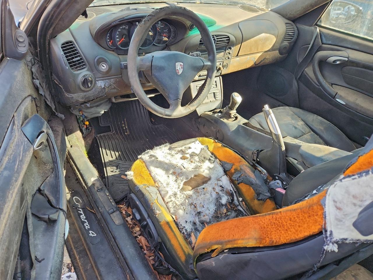2001 PORSCHE 911