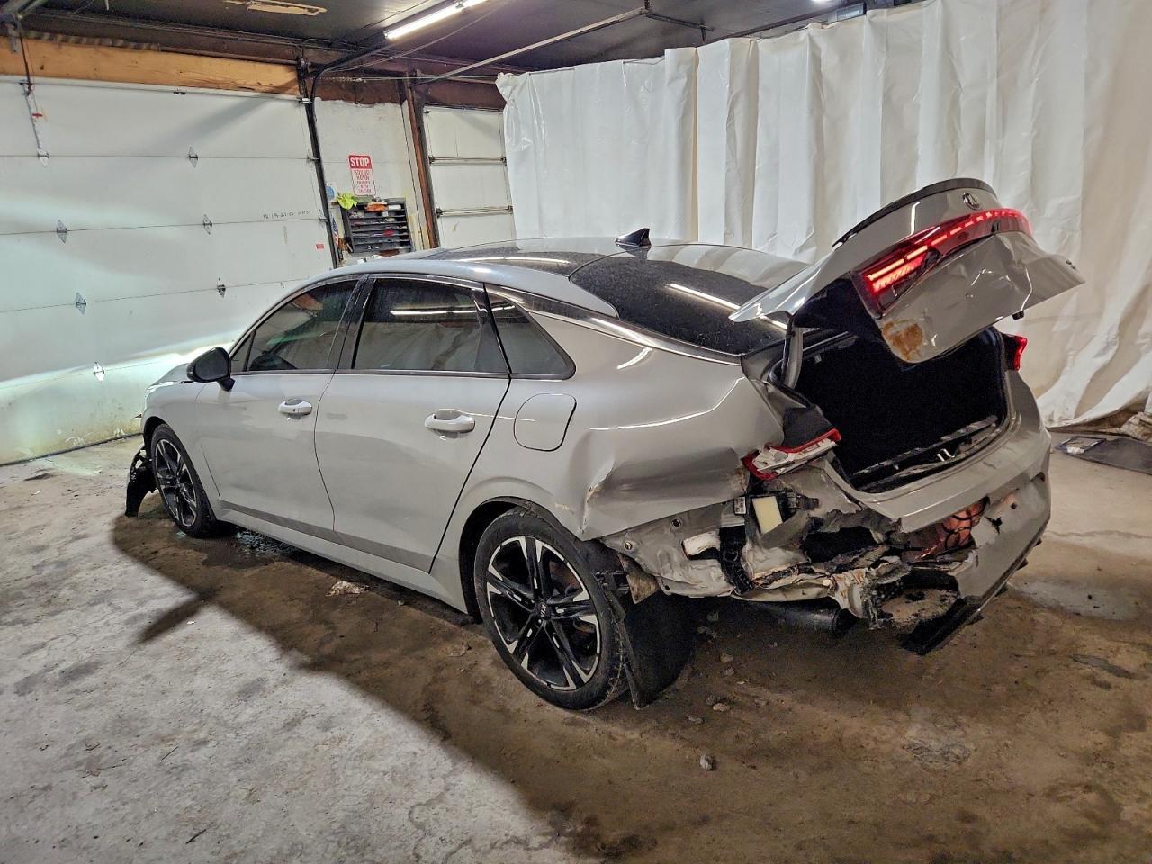 2021 KIA K5