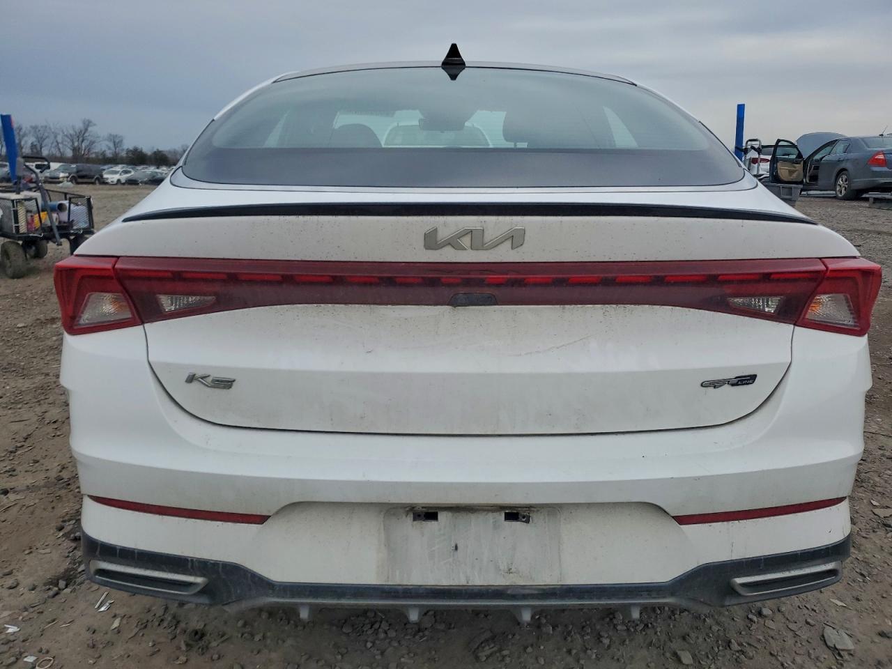 2022 KIA K5