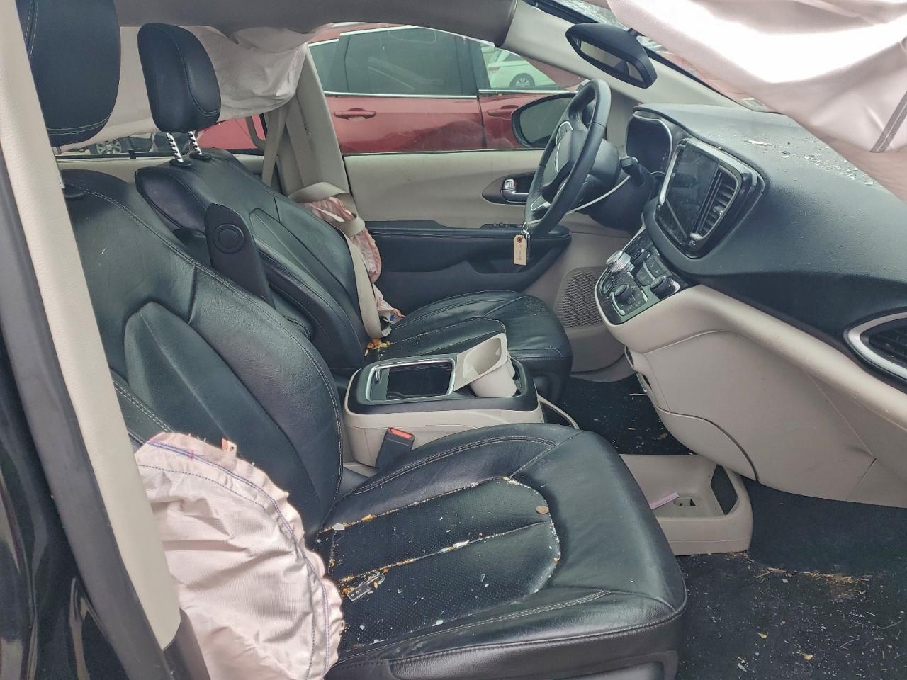 2022 CHRYSLER Pacifica
