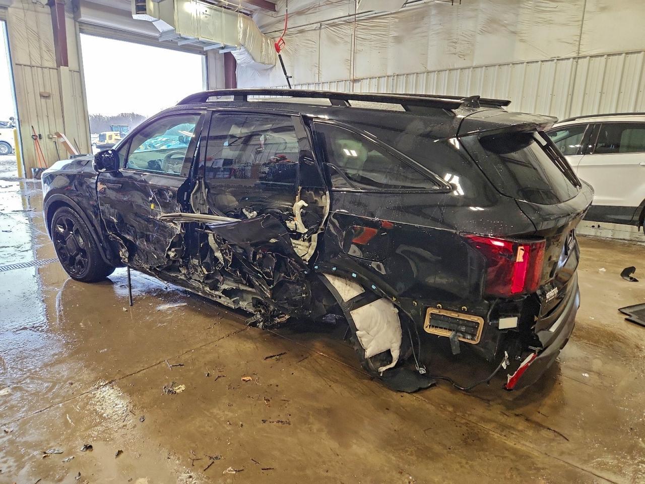 2025 KIA SORENTO