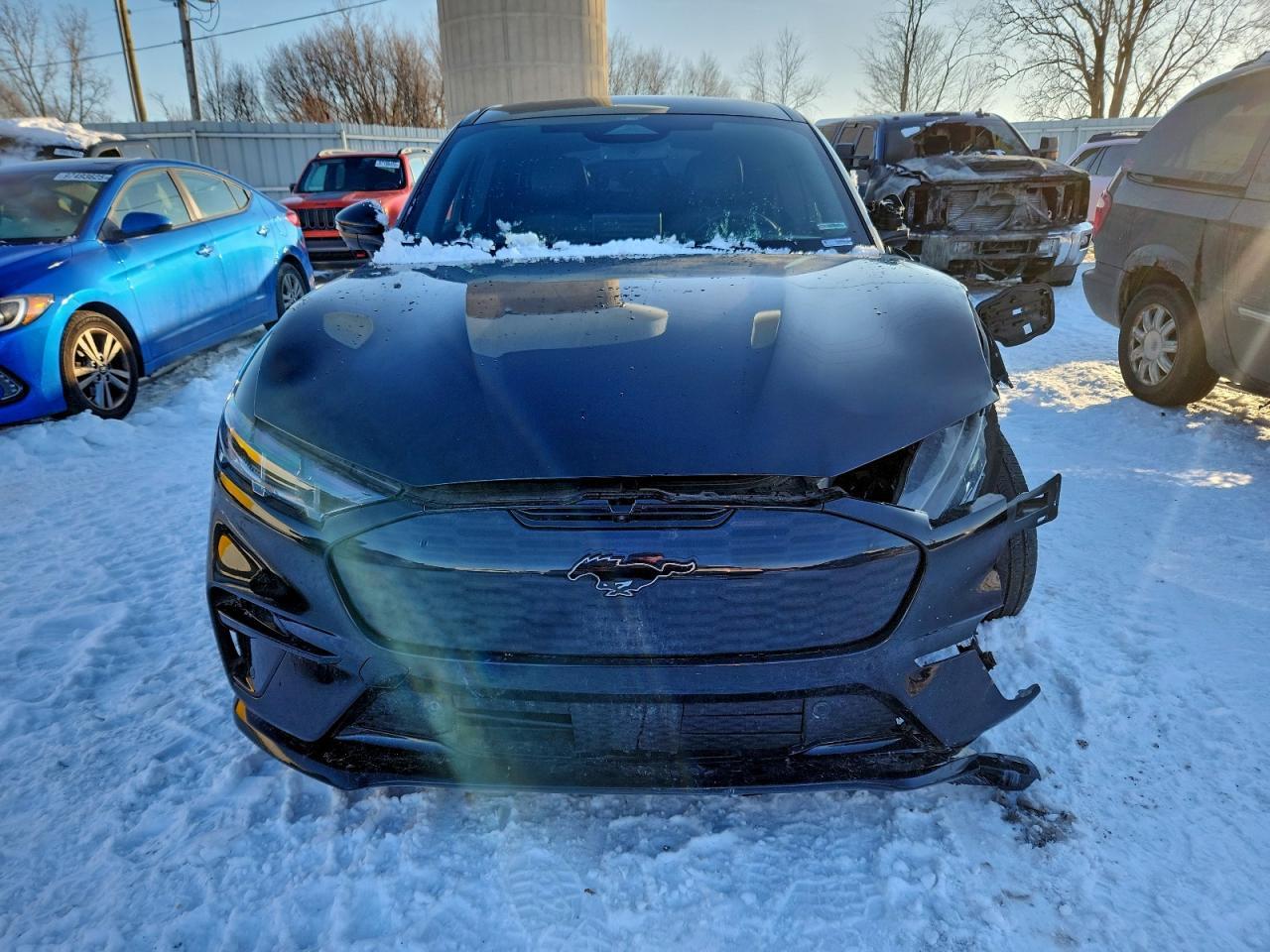 2024 FORD Mustang Mach-E