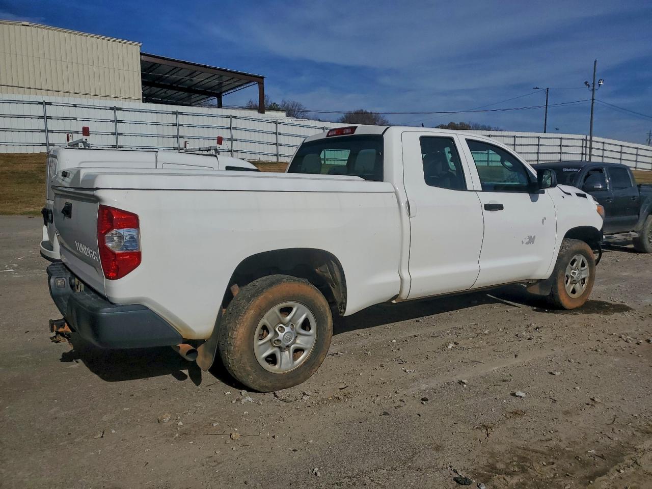 2016 TOYOTA TUNDRA