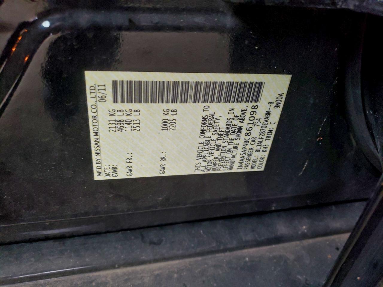 2011 NISSAN Maxima