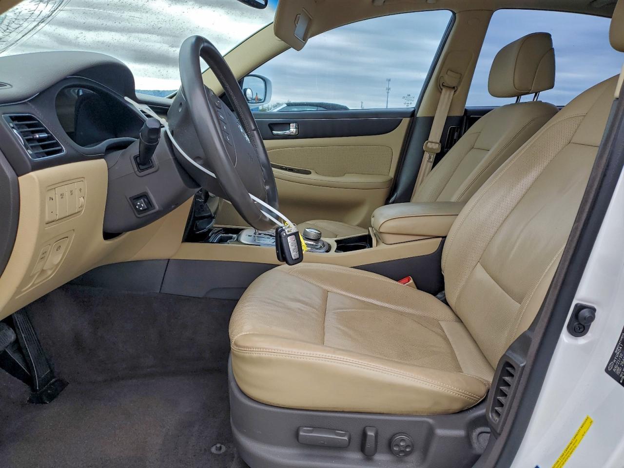 2011 HYUNDAI GENESIS