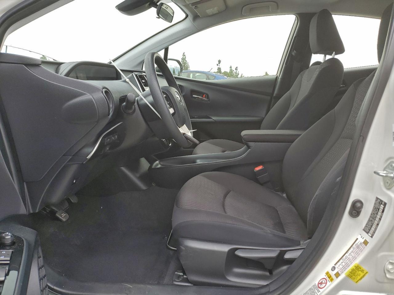 2018 TOYOTA PRIUS