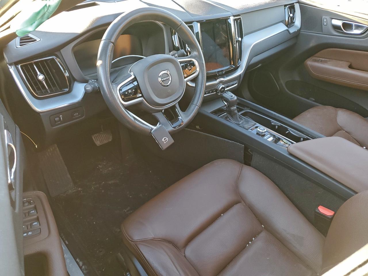 2018 VOLVO XC60