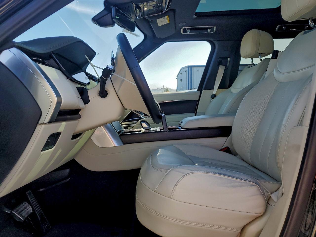 2024 LAND ROVER RANGE ROVER