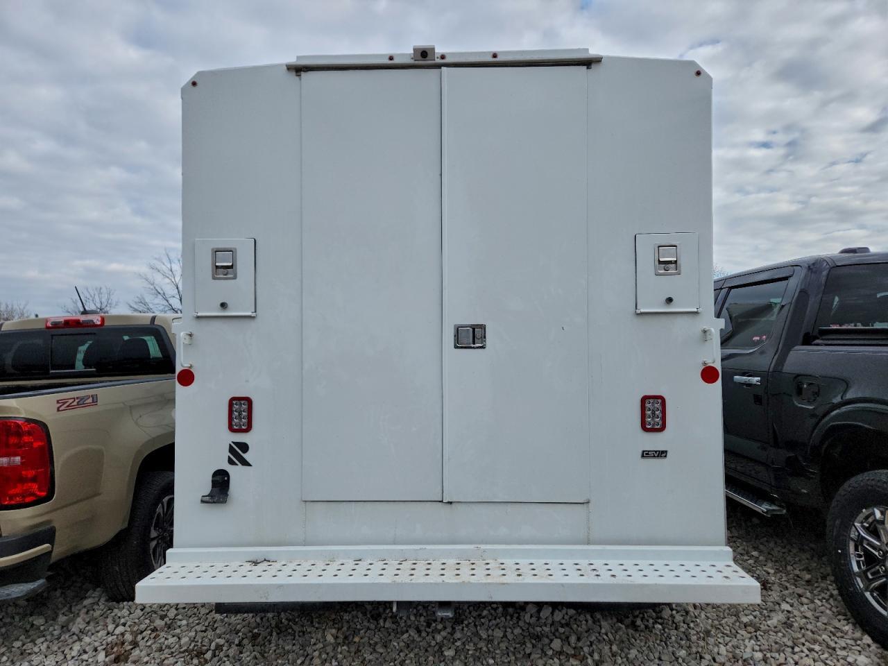 2024 FORD Econoline E350