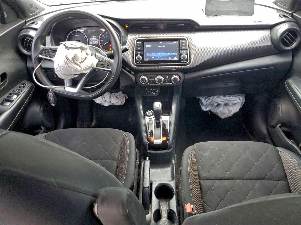 2020 NISSAN KICKS